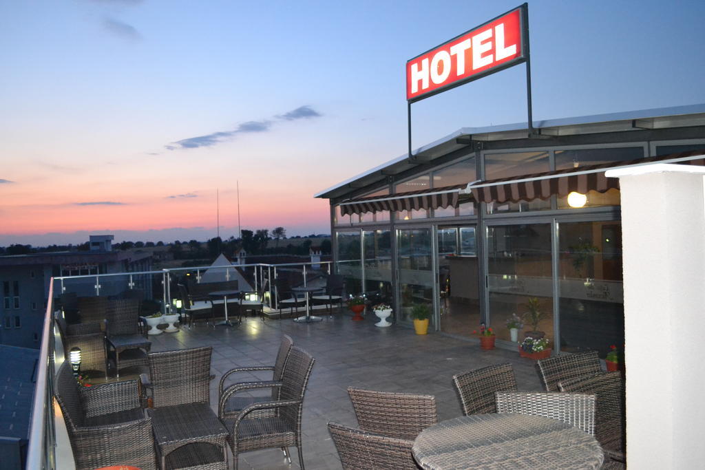 Alexander Hotel アセノヴグラト エクステリア 写真